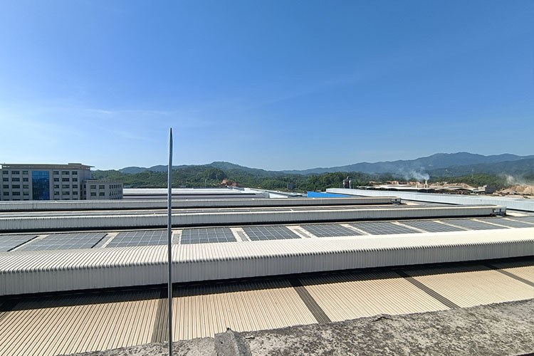 2.4MW Commercial Solar Power Plant in Guangdong, China